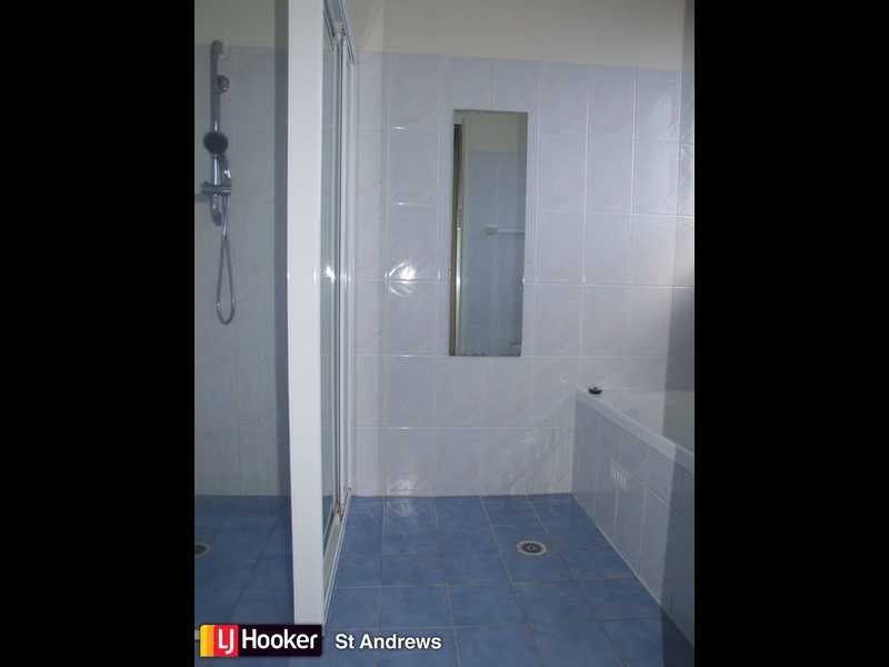 8 Dunkeld Place, St Andrews NSW 2566