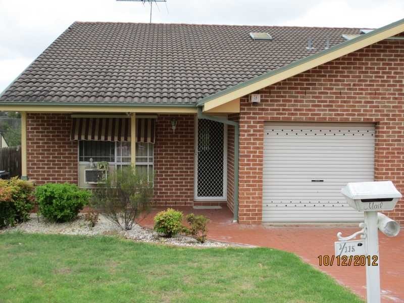 1/115 Gould Road, Eagle Vale NSW 2558