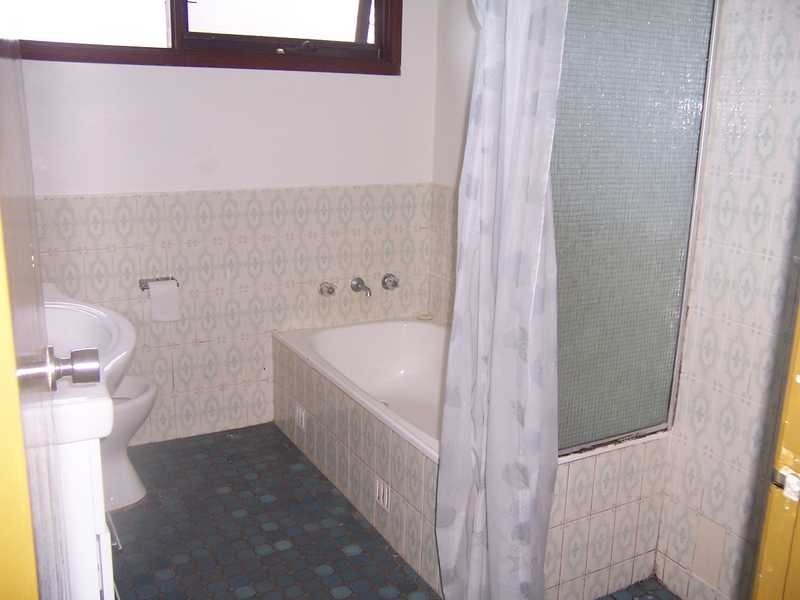 9 Stornoway Avenue, St Andrews NSW 2566
