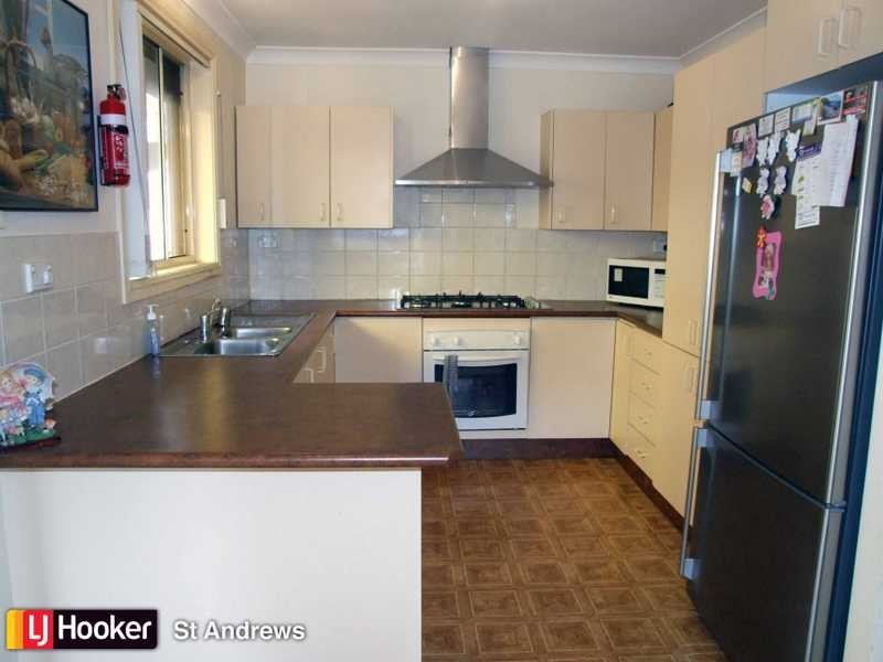 16 Gleneagles Place, St Andrews NSW 2566