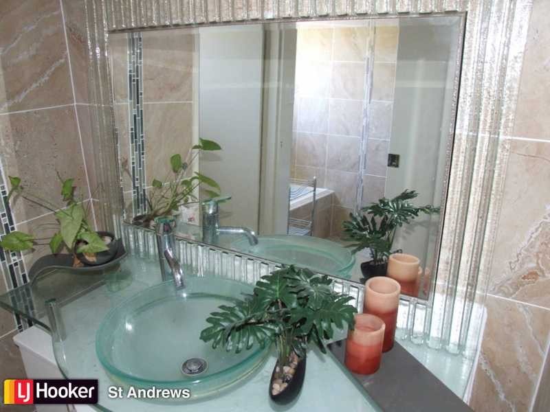 9 Renfrew Street, St Andrews NSW 2566