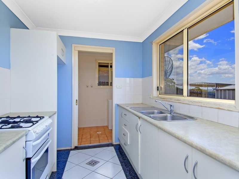 4 Jenner Street, Minto NSW 2566