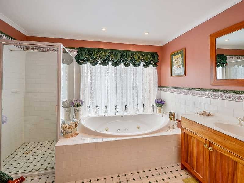 50 Mt Huon Circuit, Glen Alpine NSW 2560