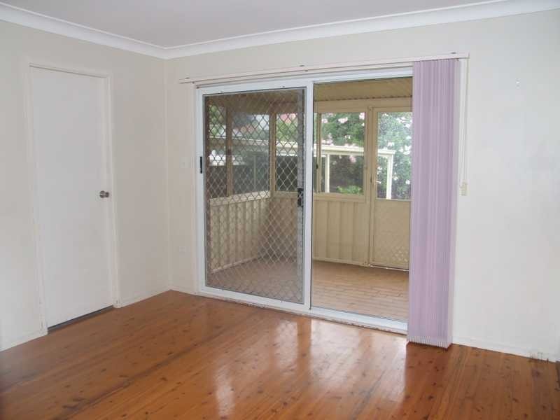 6 Pinot Street, Eschol Park NSW 2558
