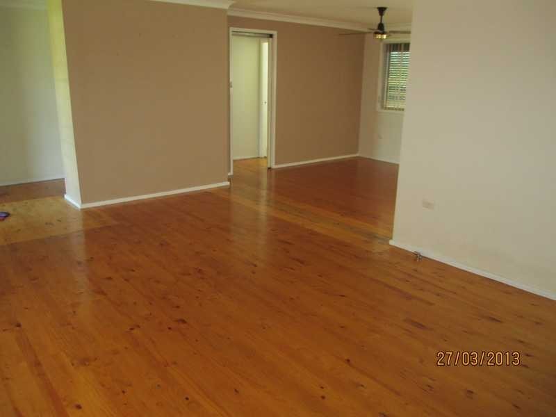 16 Harrow Road, Glenfield NSW 2167