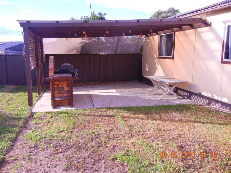 16 Harrow Road, Glenfield NSW 2167