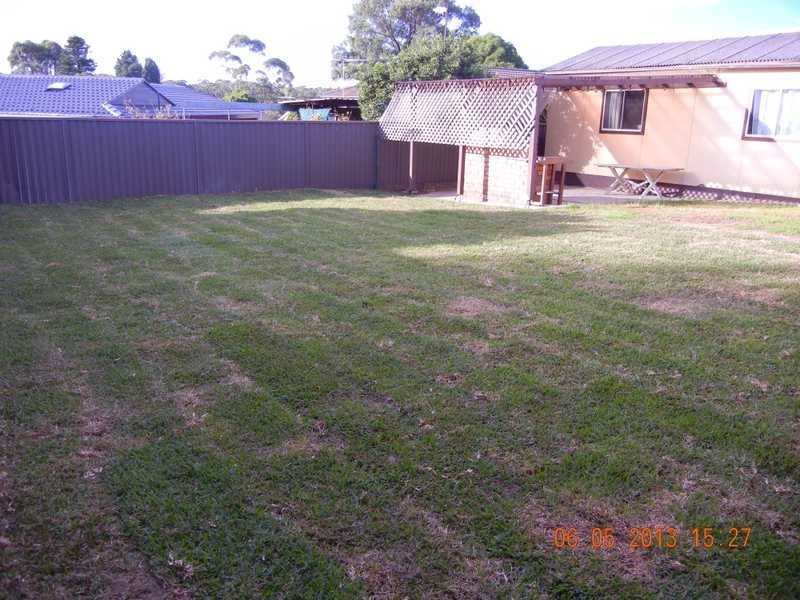 16 Harrow Road, Glenfield NSW 2167