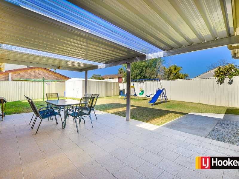 4 Solero Place, Eschol Park NSW 2558