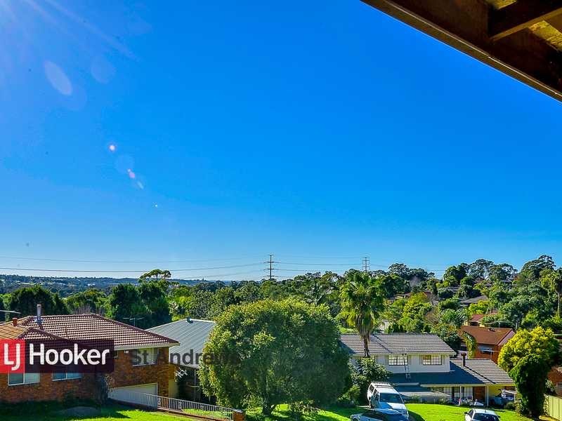 18 Edinburgh Crescent, St Andrews NSW 2566