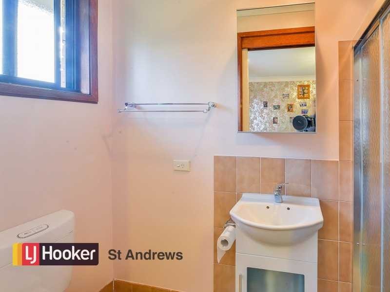 7 Dumfries Road, St Andrews NSW 2566
