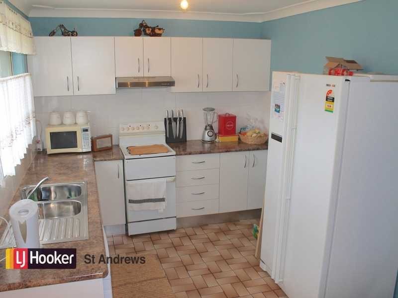 15 Sapphire Place, Eagle Vale NSW 2558