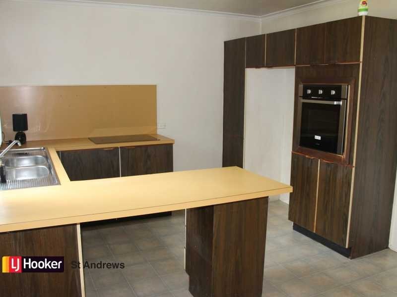 3 Inverness Place, St Andrews NSW 2566