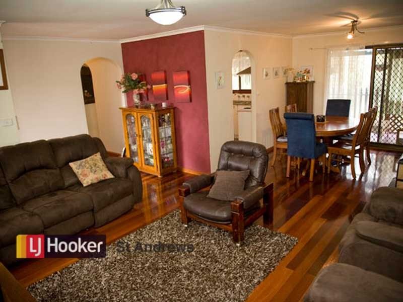 3 Ballantrae Drive, St Andrews NSW 2566