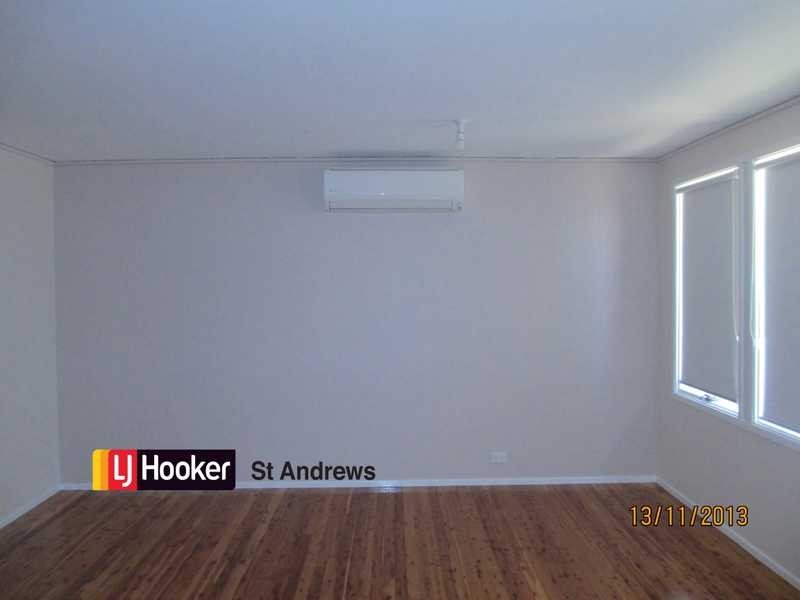 8 Tallowwood Crescent, Bradbury NSW 2560