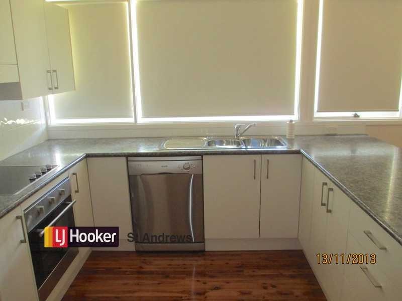 8 Tallowwood Crescent, Bradbury NSW 2560