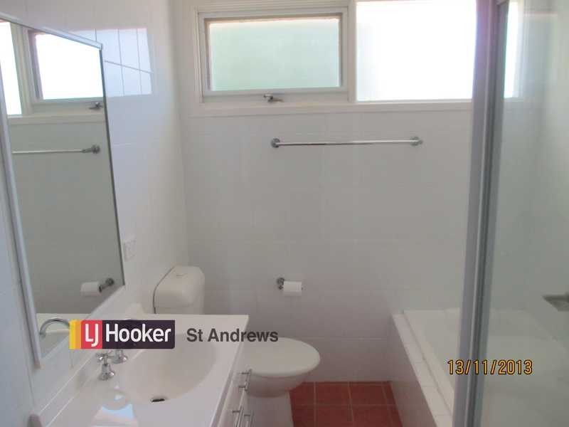 8 Tallowwood Crescent, Bradbury NSW 2560