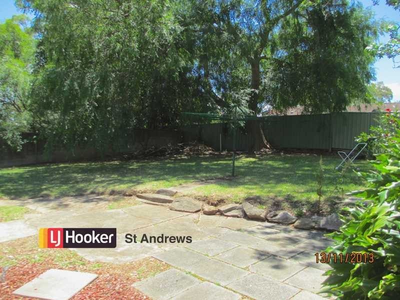 8 Tallowwood Crescent, Bradbury NSW 2560