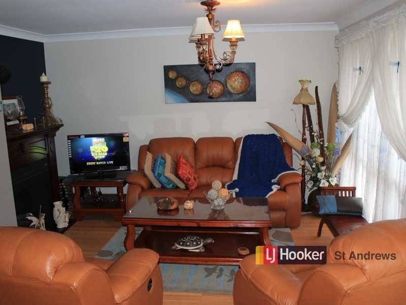 15 Lochalsh Street, St Andrews NSW 2566