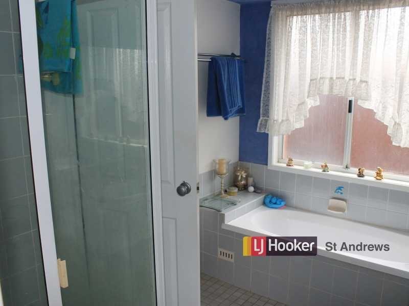 15 Lochalsh Street, St Andrews NSW 2566