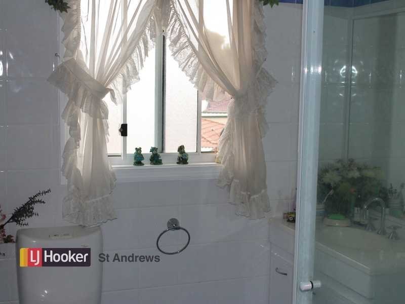 15 Lochalsh Street, St Andrews NSW 2566