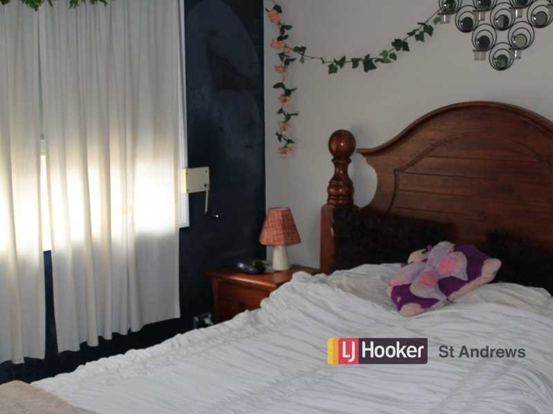 15 Lochalsh Street, St Andrews NSW 2566