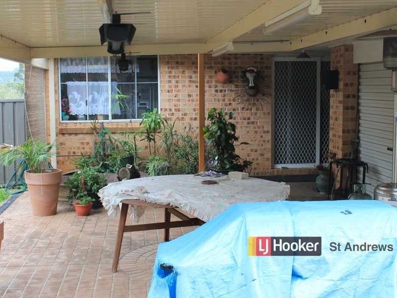 15 Lochalsh Street, St Andrews NSW 2566