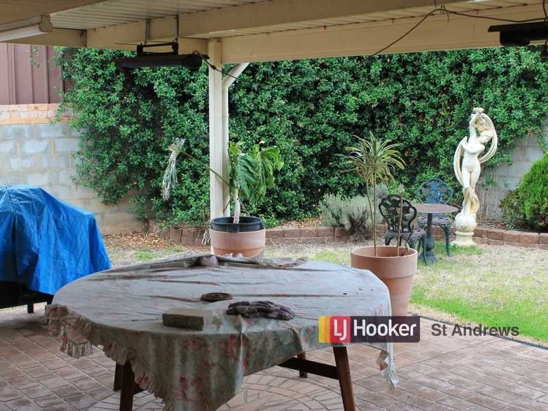 15 Lochalsh Street, St Andrews NSW 2566