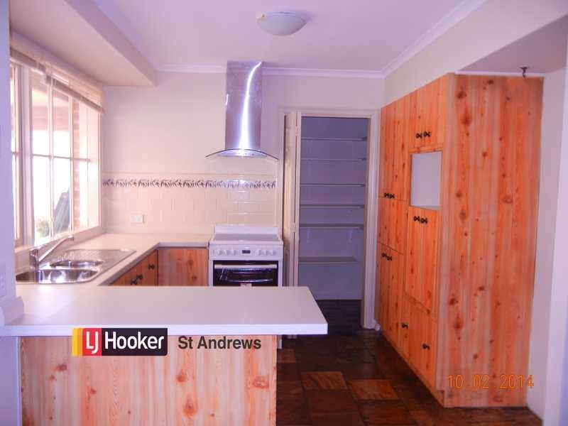 14 Falkland Place, St Andrews NSW 2566