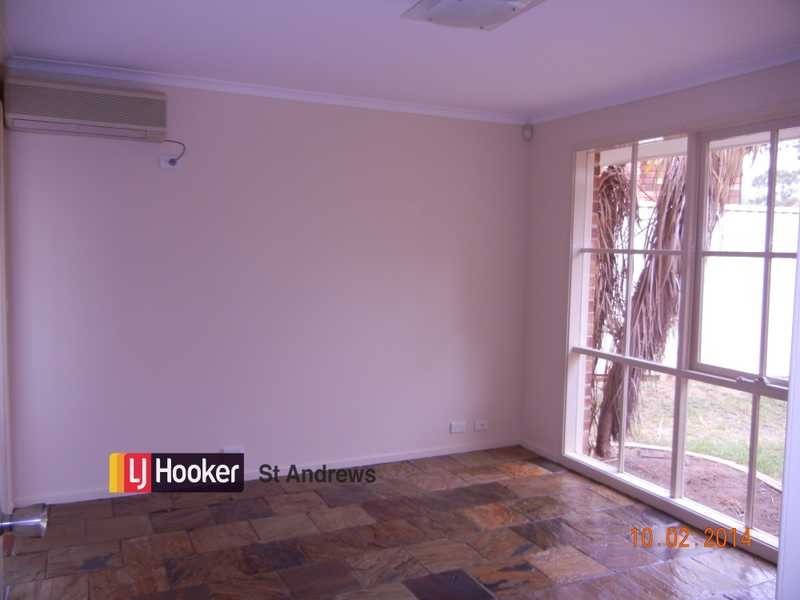 14 Falkland Place, St Andrews NSW 2566
