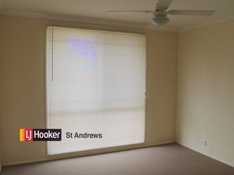 3 Elliot Place, St Helens Park NSW 2560