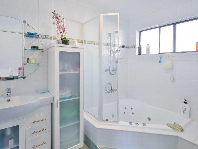 71 Crispsparkle Drive, Ambarvale NSW 2560