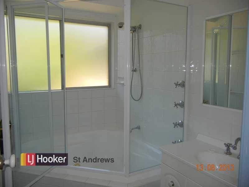 12 Thurso Place, St Andrews NSW 2566