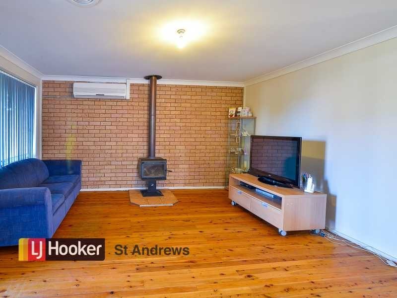 7 Campbell Close, Minto NSW 2566