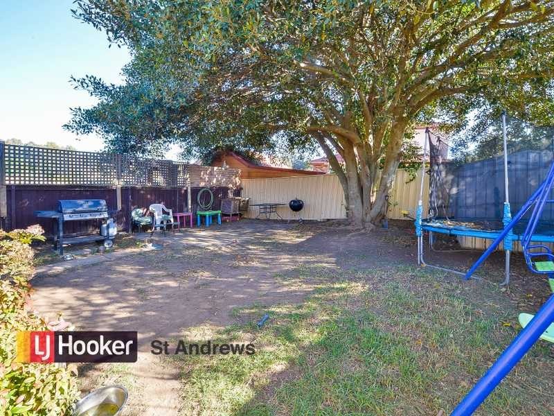7 Campbell Close, Minto NSW 2566