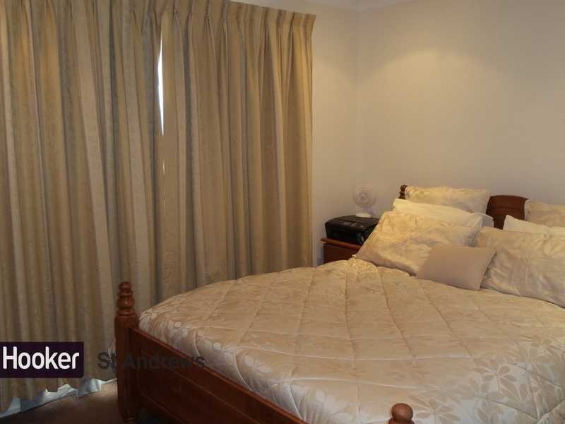 82 Semillon Crescent, Eschol Park NSW 2558