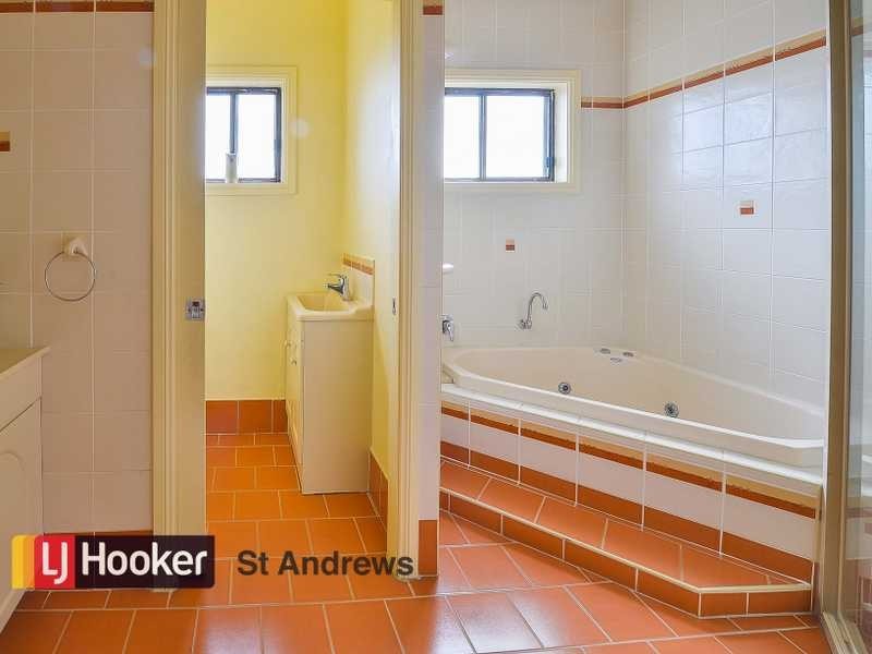 5 Earn Place, St Andrews NSW 2566