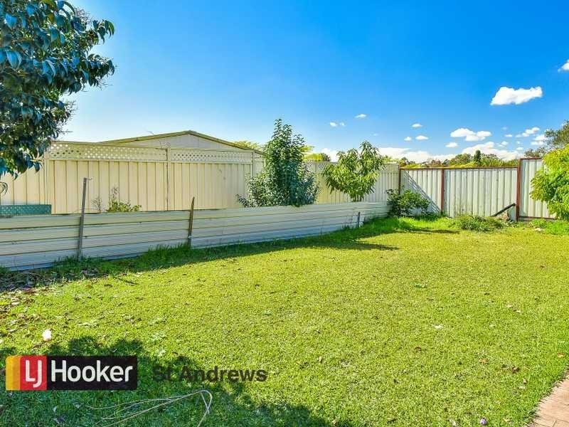 61 Bannockburn Avenue, St Andrews NSW 2566