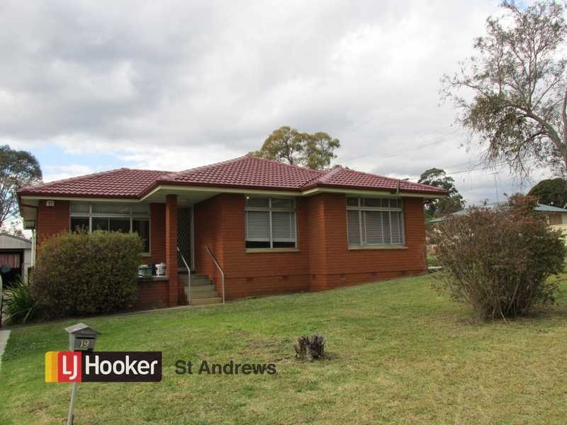 19 Nicholson Avenue, Leumeah NSW 2560