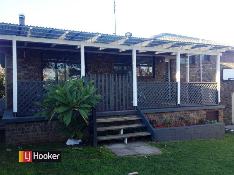 3 Ballantrae Drive, St Andrews NSW 2566