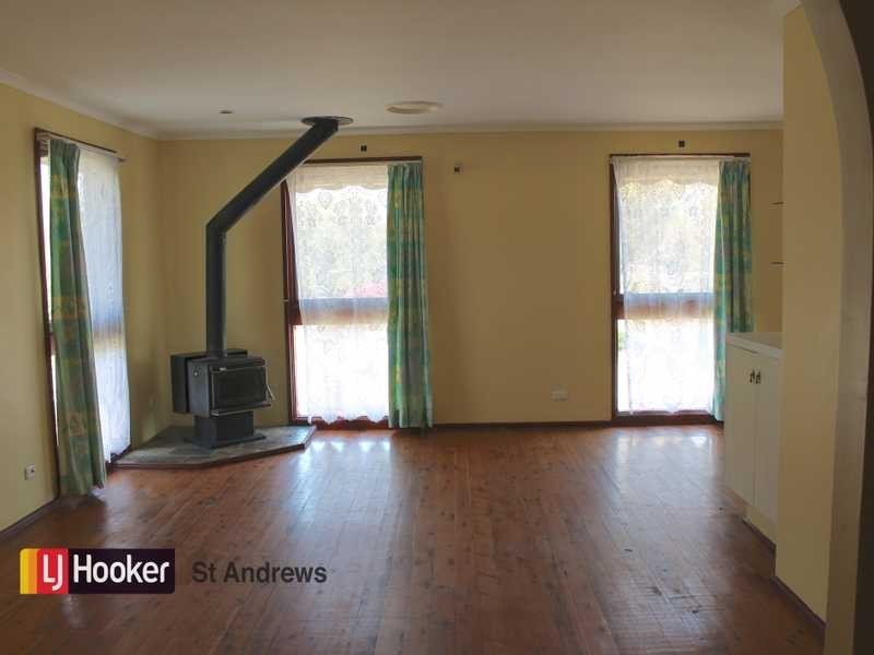 9 Midlothian Road, St Andrews NSW 2566