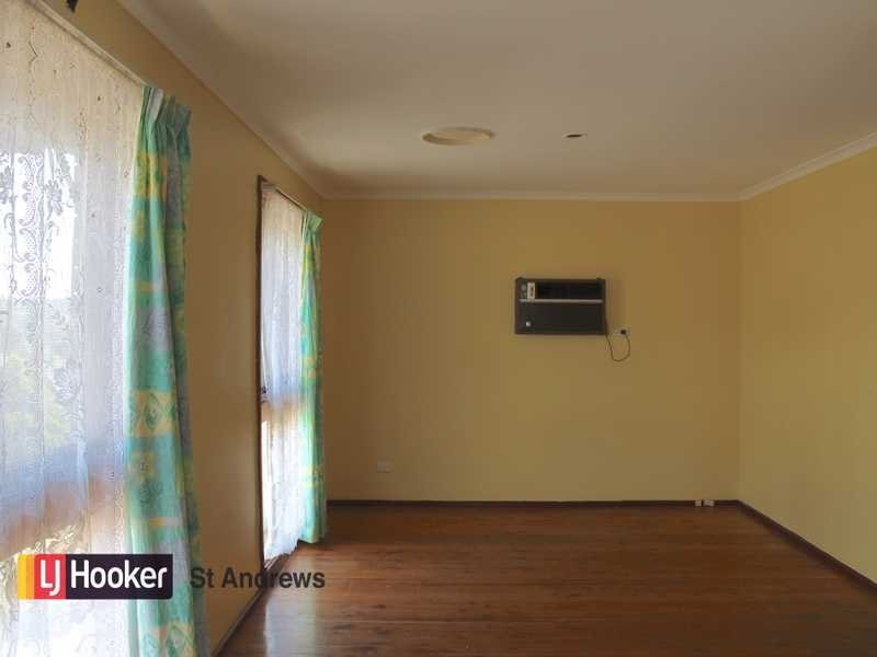 9 Midlothian Road, St Andrews NSW 2566