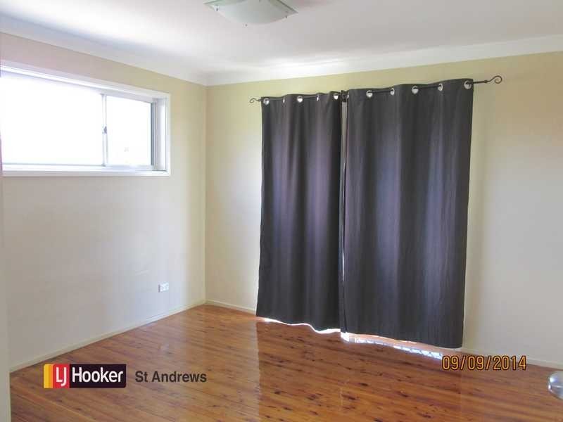 8 Gretna Place, St Andrews NSW 2566