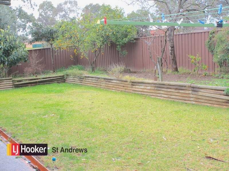 24 Lorikeet Avenue, Ingleburn NSW 2565