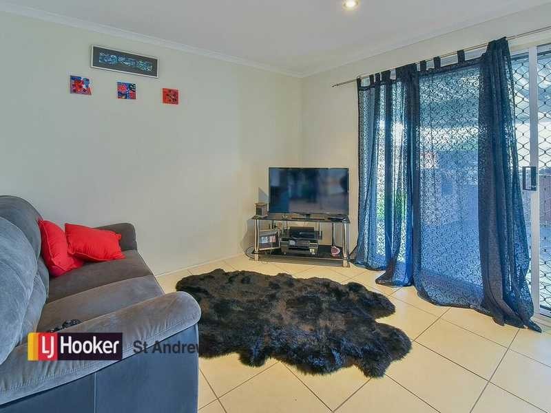 4 Cobourg Place, Bow Bowing NSW 2566