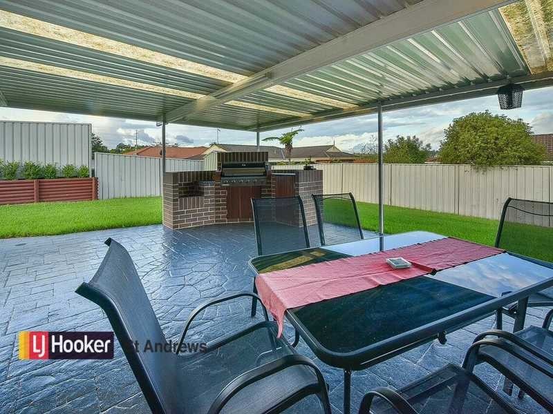 4 Cobourg Place, Bow Bowing NSW 2566