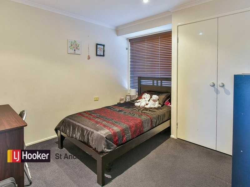4 Cobourg Place, Bow Bowing NSW 2566