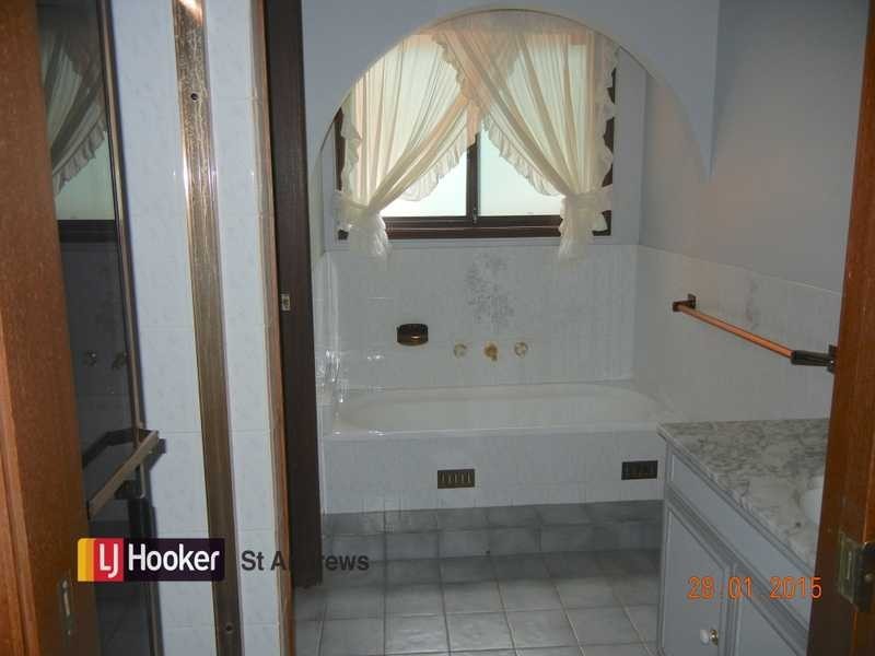 3 Shetland Rd, Blairmount NSW 2559