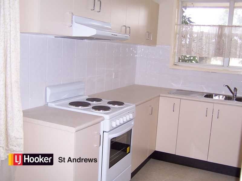 8 Missouri St, Kearns NSW 2558