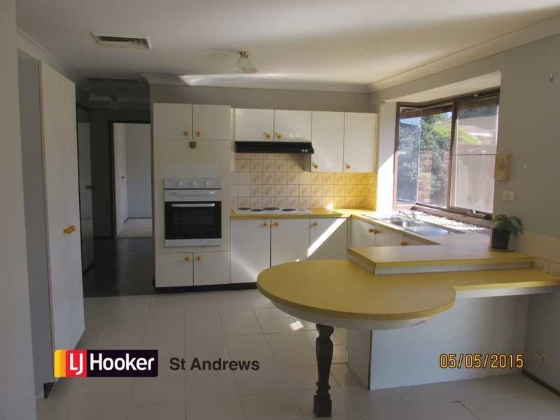 11 Chasselas Avenue, Eschol Park NSW 2558