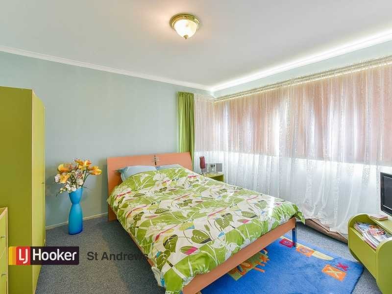 5 Kinross place, St Andrews NSW 2566